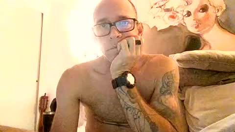 wingnutt765733498294 online show from 12, 4, 2026