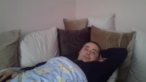 Snapshot of winston1982q chatting on 2, 4, 2026 winston1982q online show from 2, 4, 2026