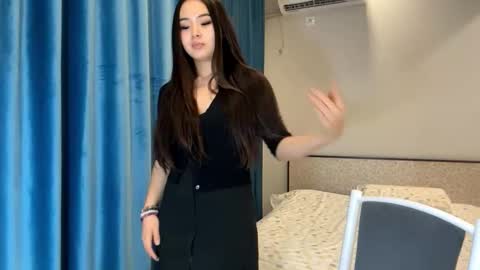 Amina online show from 3, 12, 2025