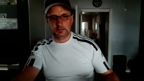 Snapshot of wirzwei8883 chatting on 14, 7, 2026 Dirty online show from 14, 7, 2026