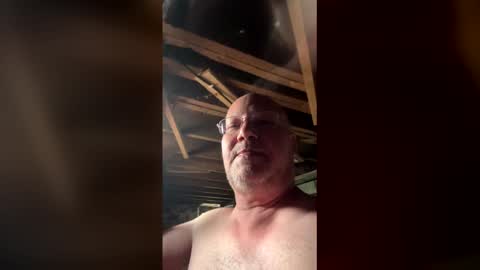 Snapshot of wisenhar chatting on 11, 4, 2026 wisenhar online show from 11, 4, 2026