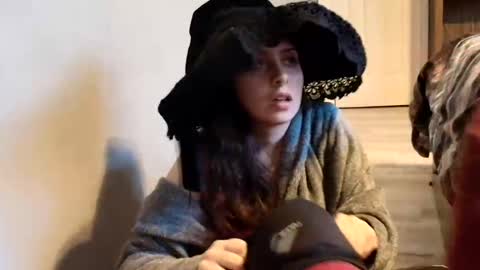 witchbitchmommy online show from 12, 11, 2025