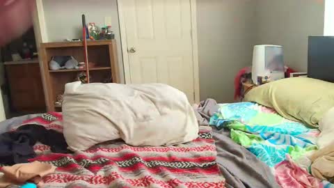 witchbitchmommy online show from 17, 3, 2026