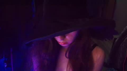 Snapshot of witchbitchmommy chatting on 22, 4, 2026 witchbitchmommy online show from 22, 4, 2026