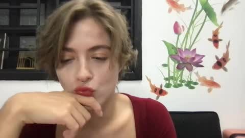 Snapshot of witches_curves chatting on 22, 5, 2026 Nemo online show from 22, 5, 2026