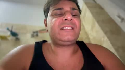 Snapshot of witebull83 chatting on 2, 12, 2024 Witebull online show from 2, 12, 2024