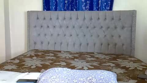 girlie o online show from 26, 12, 2024