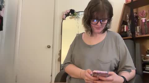 Moth online show from 7, 3, 2025