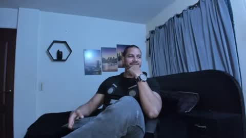 Snapshot of wncmodels chatting on 21, 11, 2025 Magnus Dark independent model online show from 21, 11, 2025