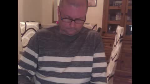 Snapshot of wobble444 chatting on 8, 6, 2026 wobble444 online show from 8, 6, 2026