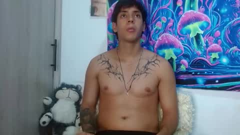 Snapshot of wolf_light chatting on 10, 1, 2026 wolf_light online show from 10, 1, 2026