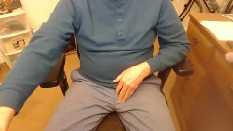 wolfie0717 online show from 11, 2, 2025