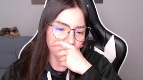 Alex online show from 12, 7, 2026