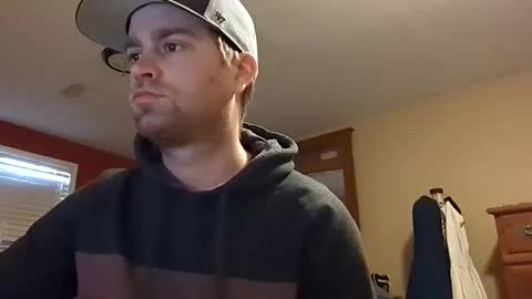 Snapshot of woodeee77 chatting on 28, 2, 2025 woodeee77 online show from 28, 2, 2025