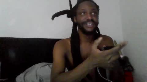 Snapshot of woodpipe69 chatting on 9, 11, 2025 Woodpipe69 online show from 9, 11, 2025