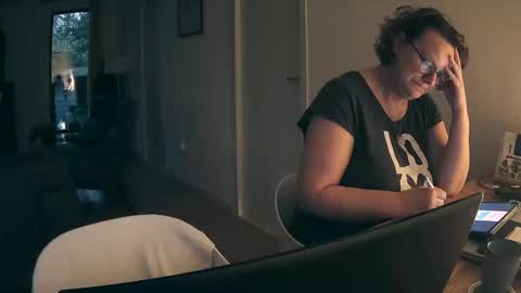 woodwurm and Snoeske online show from 6, 3, 2025