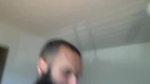 woof_wolf37 online show from 4, 4, 2026