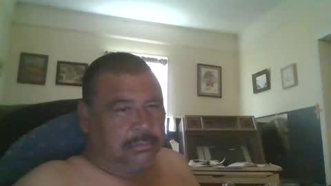 Snapshot of woperator12 chatting on 25, 4, 2026 woperator12 online show from 25, 4, 2026