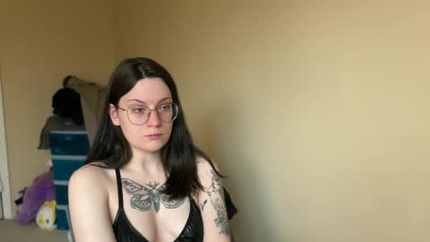 Snapshot of worship_lucina chatting on 5, 3, 2025 Lucina online show from 5, 3, 2025