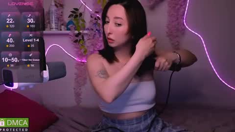 Snapshot of wow_sue chatting on 8, 6, 2026 Sue online show from 8, 6, 2026