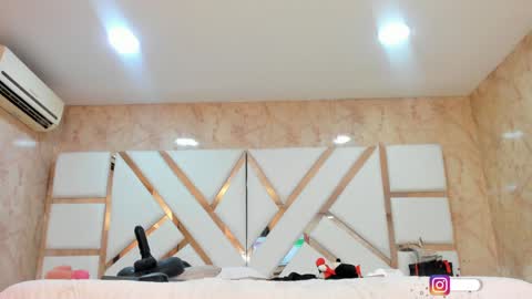     STREAMING SCHEDULE 2100 - 0530 GMT-5 online show from 9, 1, 2025