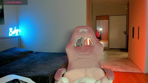 Snapshot of wowlovie666 chatting on 3, 6, 2026 Emi online show from 3, 6, 2026