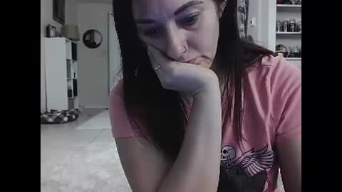 Snapshot of wrenleigh chatting on 11, 12, 2024 Crystal Lake online show from 11, 12, 2024