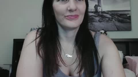 Snapshot of wrenleigh chatting on 24, 2, 2025 Crystal Lake online show from 24, 2, 2025