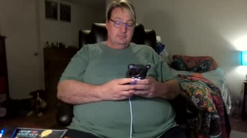 Snapshot of wrensworldx chatting on 4, 7, 2026 Wren VX online show from 4, 7, 2026