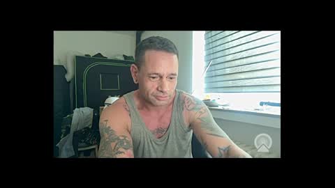 Snapshot of wtfboy82 chatting on 11, 4, 2026 WTFboy82 online show from 11, 4, 2026