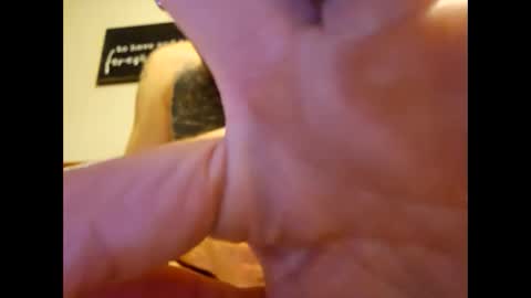 Snapshot of wtfmy08 chatting on 11, 9, 2025 wtfmy08 online show from 11, 9, 2025