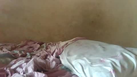 Snapshot of wulout chatting on 11, 7, 2026 wulout online show from 11, 7, 2026