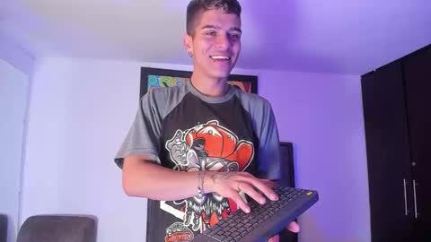 wyatt online show from 8, 11, 2025