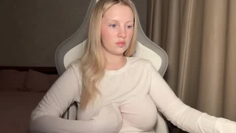 eva online show from 19, 11, 2025