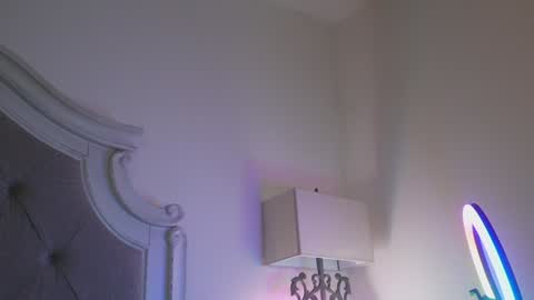 Snapshot of x_dreamgirl_x chatting on 31, 1, 2025 Mariah online show from 31, 1, 2025