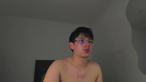 Snapshot of x_miller chatting on 26, 10, 2025 x_miller online show from 26, 10, 2025