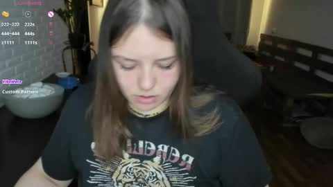 LOVE NERDS ONLY online show from 2, 4, 2026