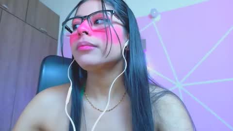 Snapshot of xallysonx_ chatting on 23, 4, 2026 XALLYSONX online show from 23, 4, 2026