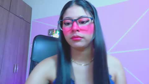 Snapshot of xallysonx_ chatting on 5, 5, 2026 XALLYSONX online show from 5, 5, 2026