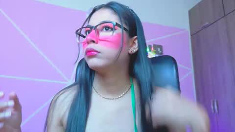 Snapshot of xallysonx_ chatting on 30, 5, 2026 XALLYSONX online show from 30, 5, 2026
