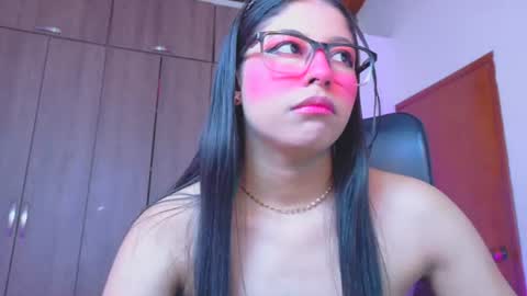 Snapshot of xallysonx_ chatting on 6, 7, 2026 XALLYSONX online show from 6, 7, 2026