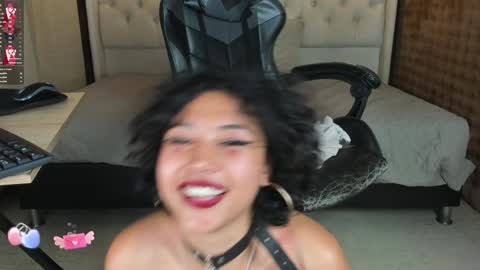 Snapshot of xamixa chatting on 15, 1, 2025 xami online show from 15, 1, 2025