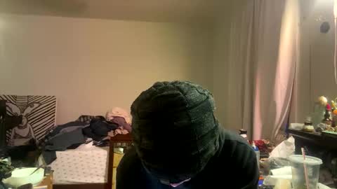 Snapshot of xander0zzz chatting on 7, 2, 2026 xander0zzz online show from 7, 2, 2026