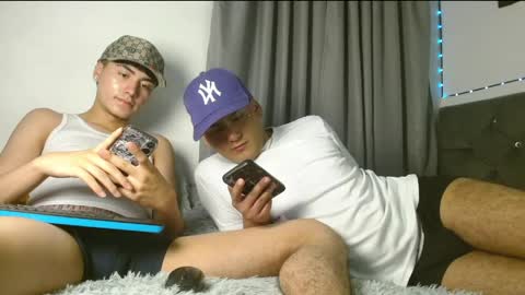 Snapshot of xandrodeluxe chatting on 22, 5, 2026 xandrodeluxe online show from 22, 5, 2026