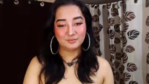 Snapshot of xasianempressx chatting on 5, 1, 2025 Nira   NOT INTO CHEAP GUYS  online show from 5, 1, 2025