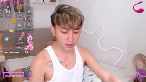 Snapshot of xasianprince4youx chatting on 21, 9, 2025 khris online show from 21, 9, 2025