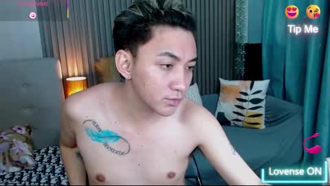 Snapshot of xasianprince4youx chatting on 1, 11, 2025 khris online show from 1, 11, 2025