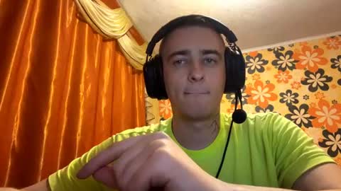 Snapshot of xayden_ chatting on 9, 7, 2026 Vlad online show from 9, 7, 2026