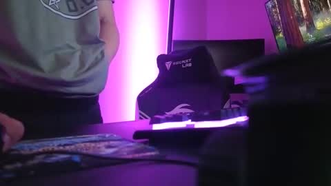 xburst online show from 17, 12, 2025