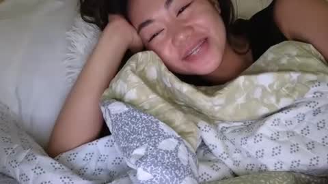 Snapshot of xcinqkuhx chatting on 3, 2, 2025 natt online show from 3, 2, 2025